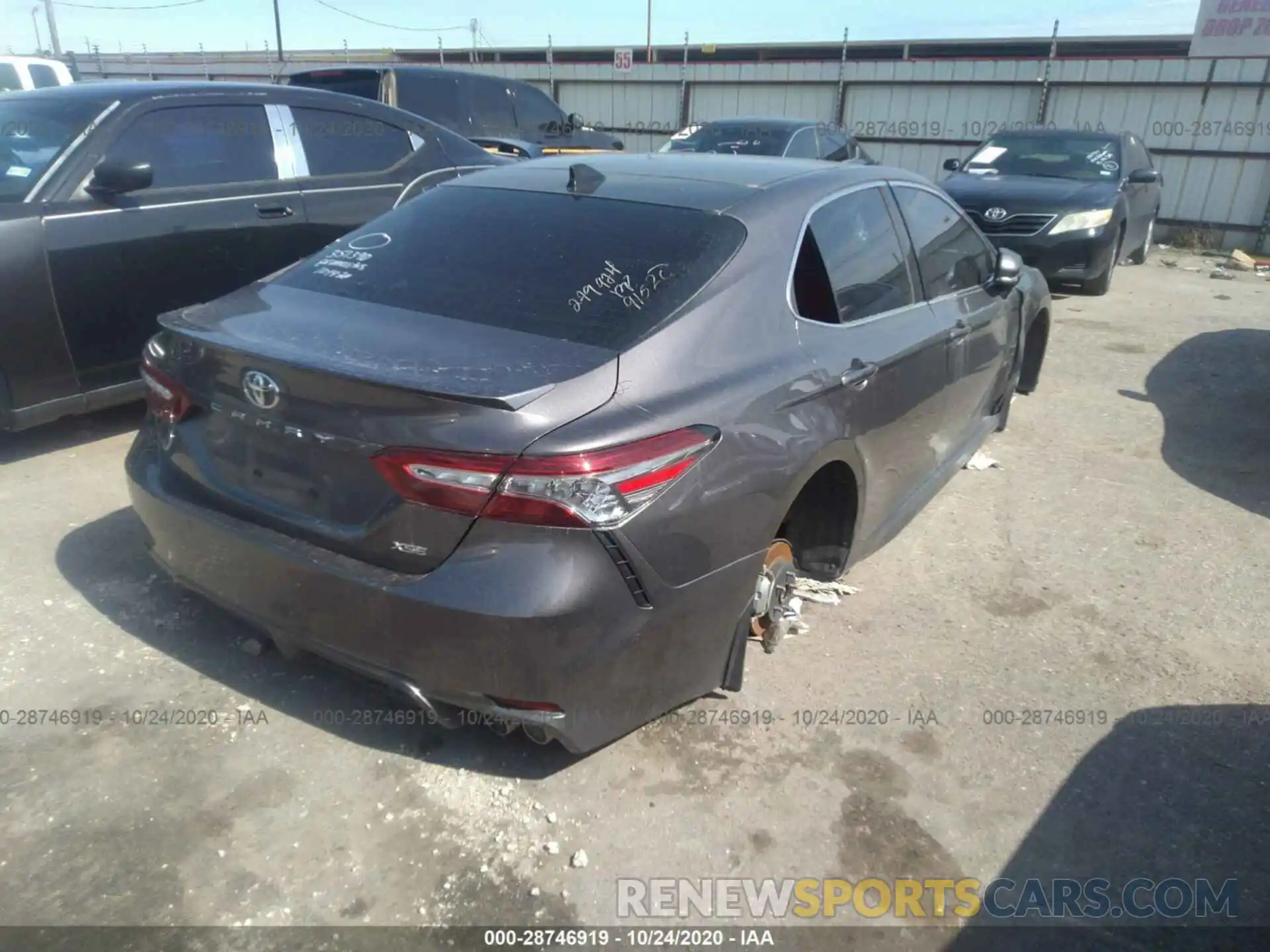 4 Фотография поврежденного автомобиля 4T1BZ1HK8KU027383 TOYOTA CAMRY 2019