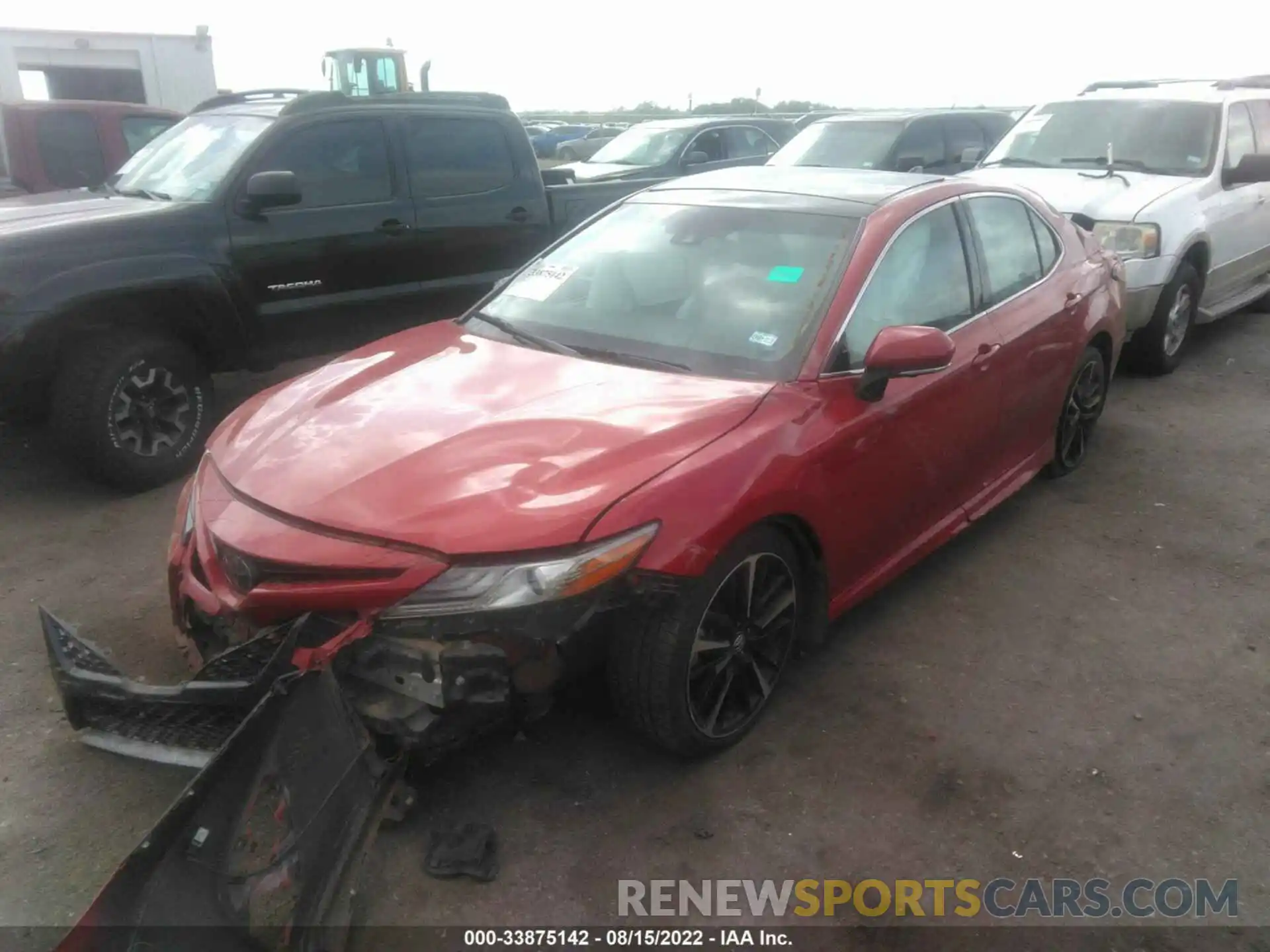 2 Photograph of a damaged car 4T1BZ1HK8KU027495 TOYOTA CAMRY 2019