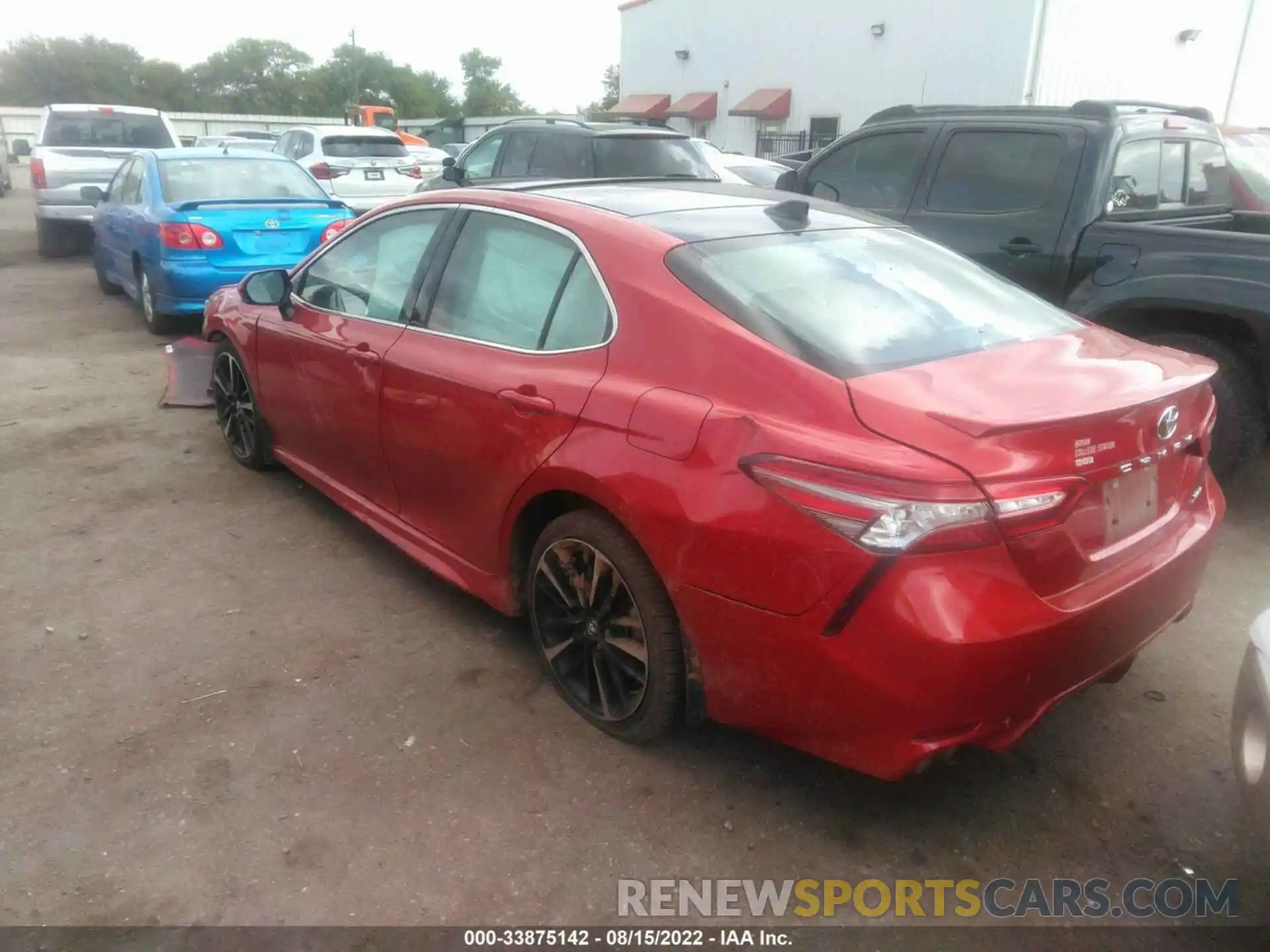 3 Photograph of a damaged car 4T1BZ1HK8KU027495 TOYOTA CAMRY 2019