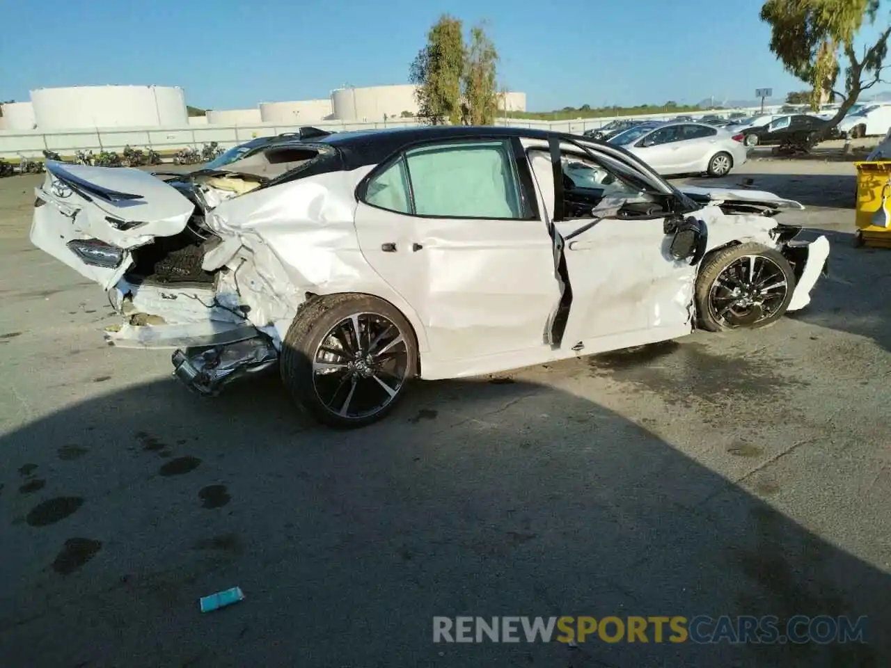 9 Photograph of a damaged car 4T1BZ1HK8KU028310 TOYOTA CAMRY 2019