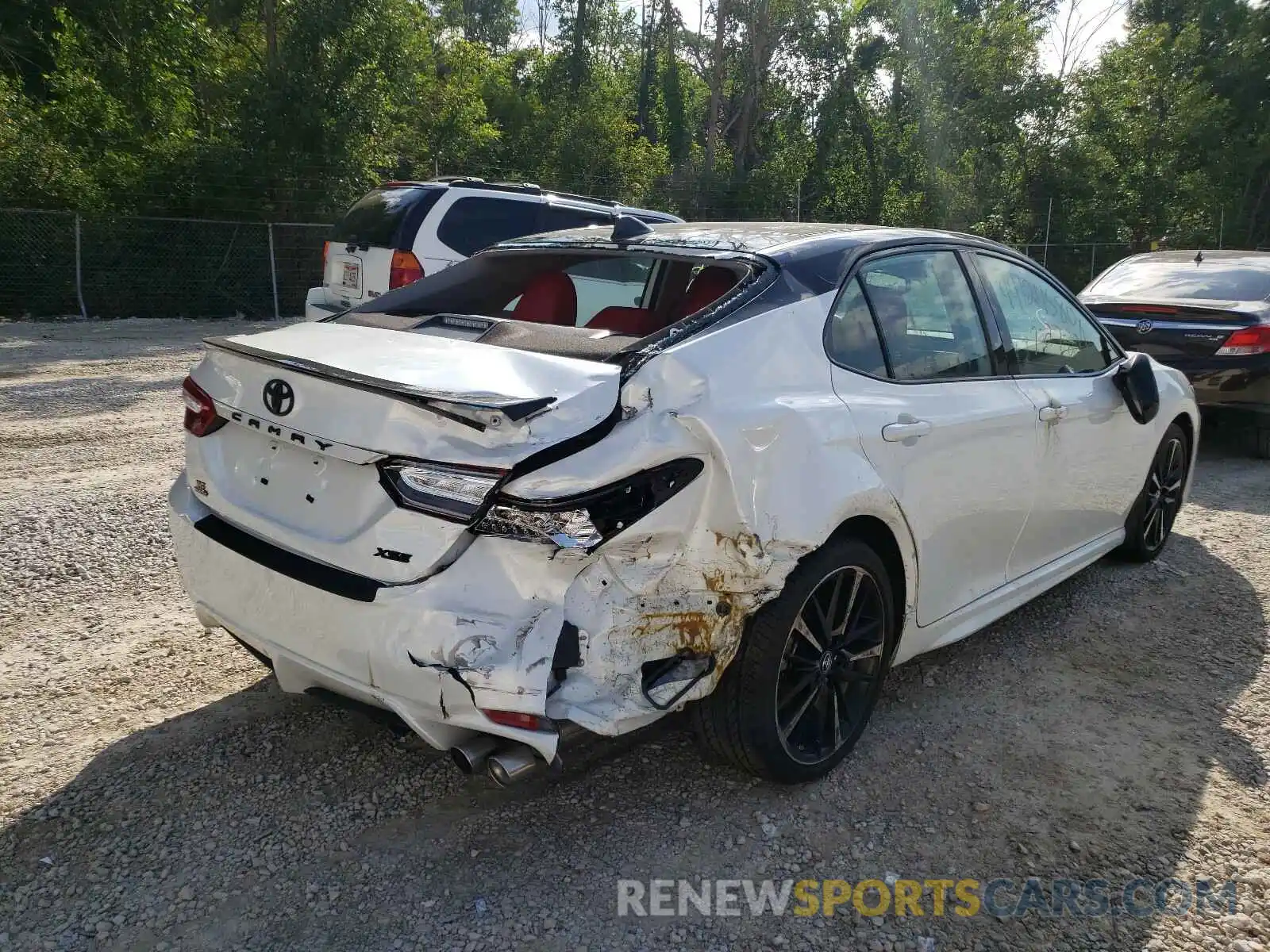 4 Photograph of a damaged car 4T1BZ1HK8KU029523 TOYOTA CAMRY 2019