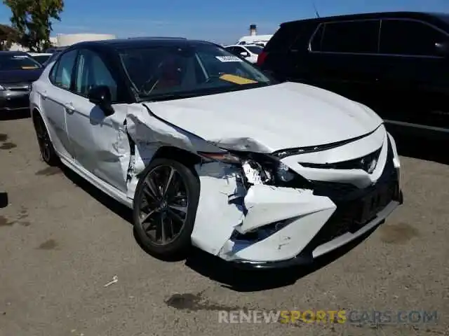 1 Photograph of a damaged car 4T1BZ1HK8KU030168 TOYOTA CAMRY 2019