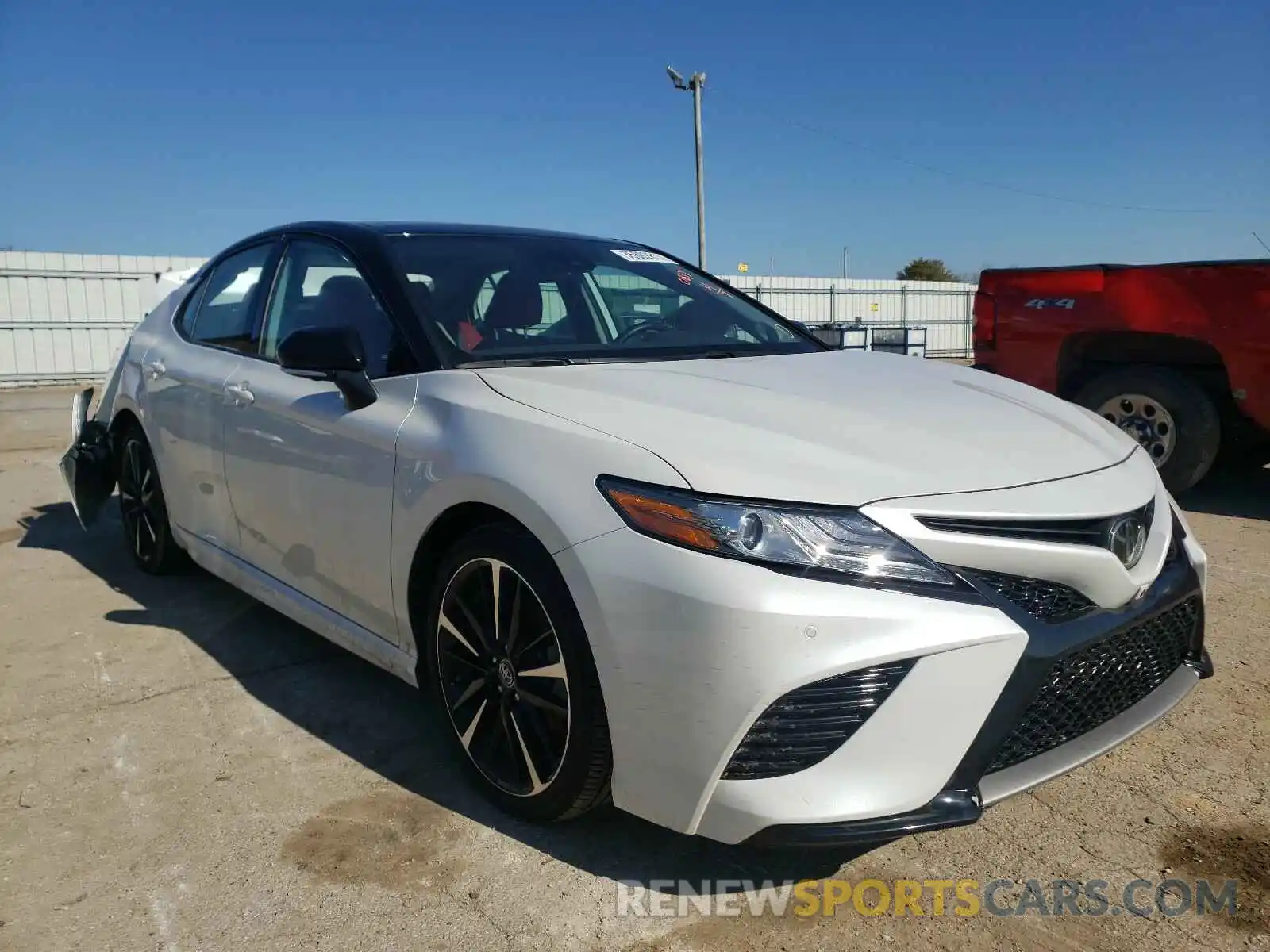 1 Photograph of a damaged car 4T1BZ1HK8KU030817 TOYOTA CAMRY 2019