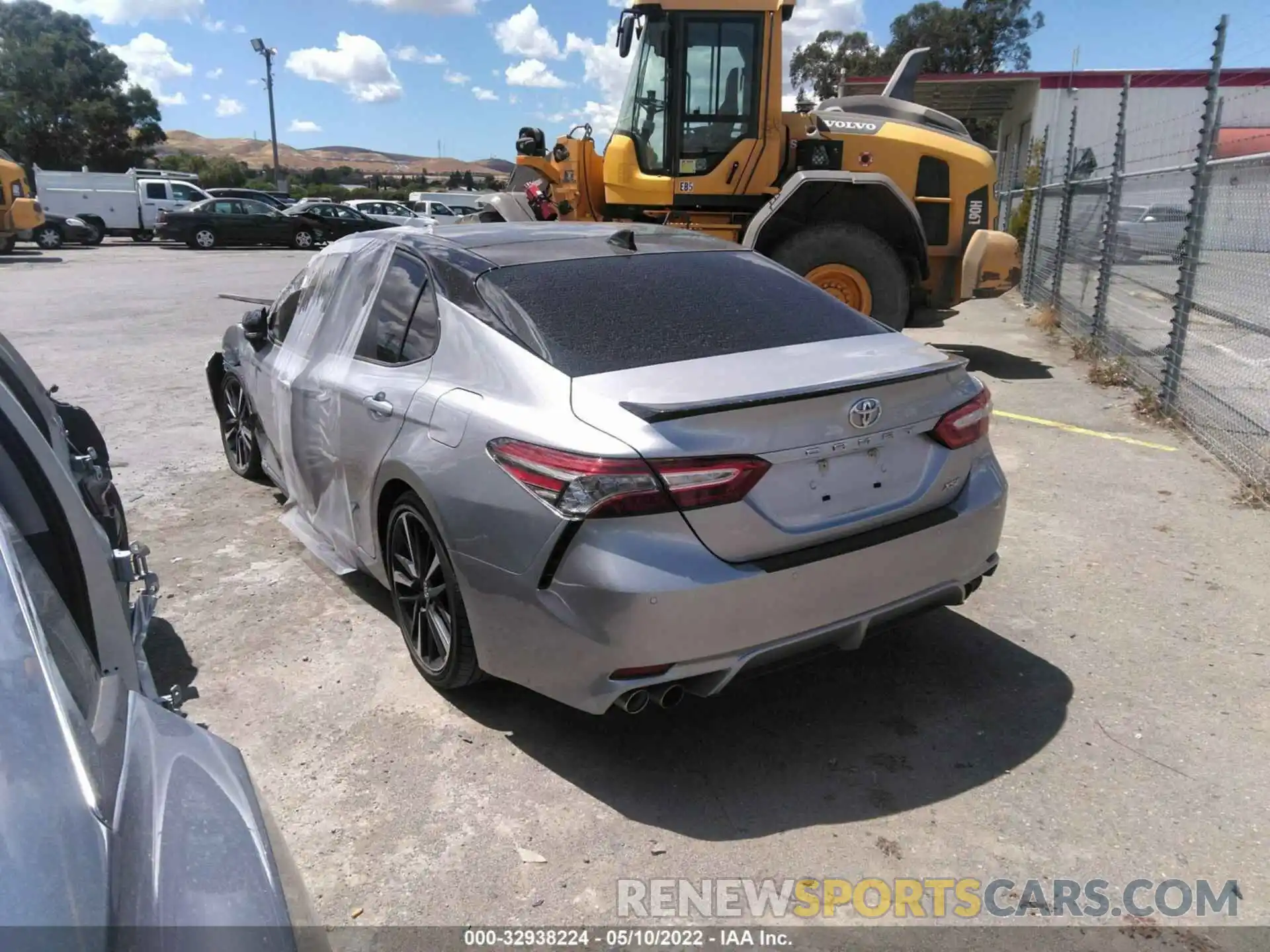 3 Photograph of a damaged car 4T1BZ1HK8KU030882 TOYOTA CAMRY 2019