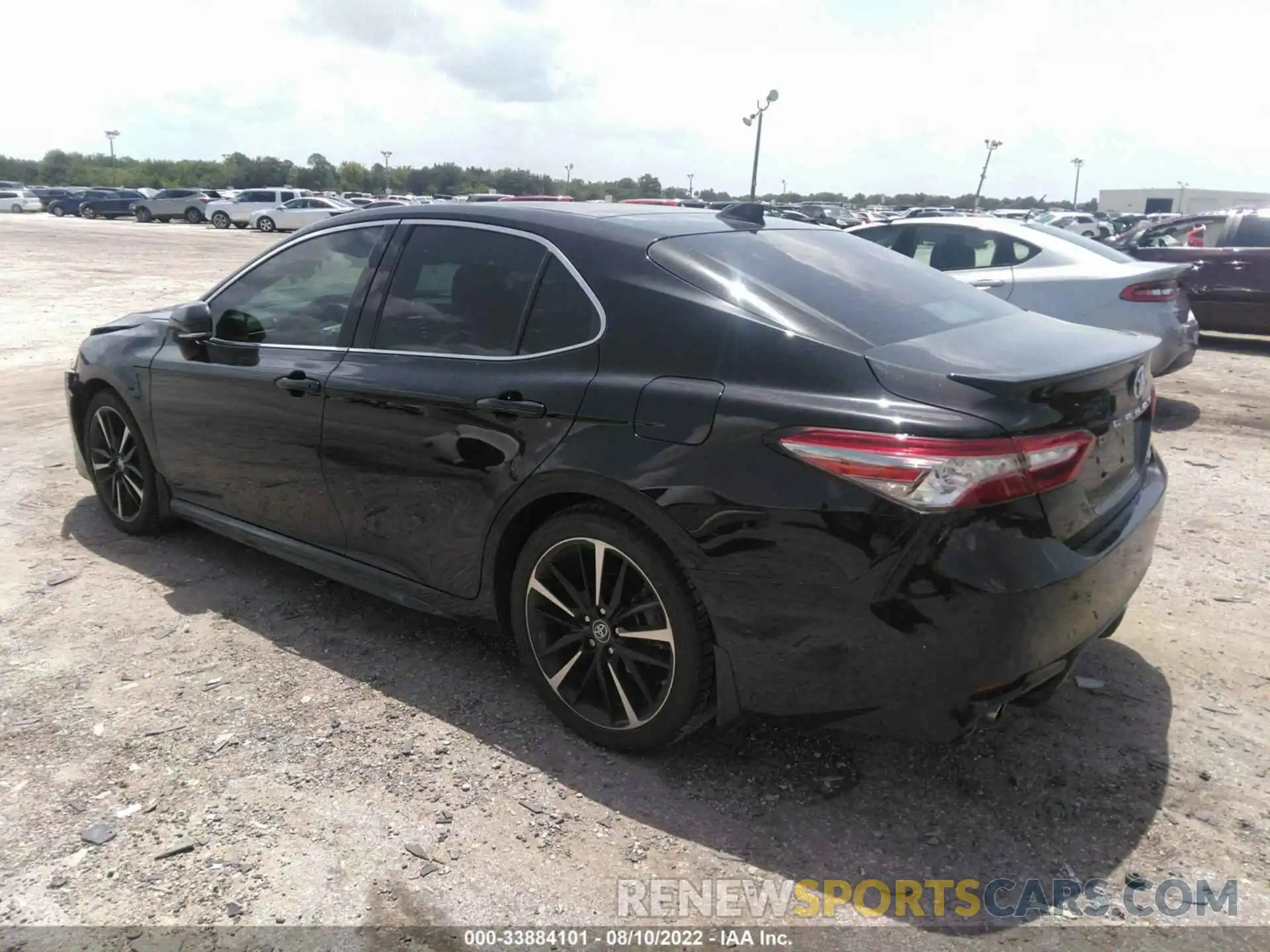 3 Photograph of a damaged car 4T1BZ1HK8KU030994 TOYOTA CAMRY 2019