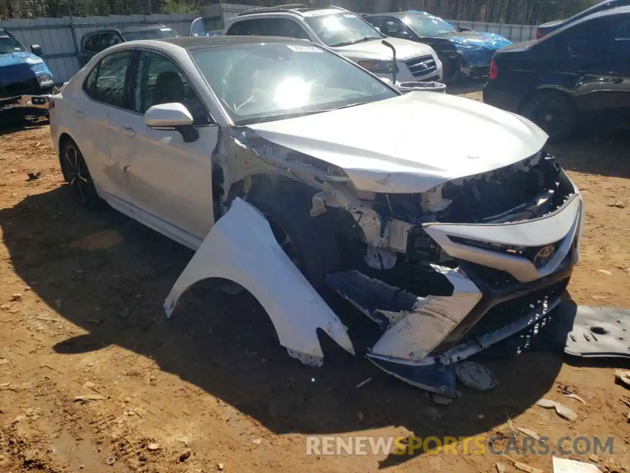 1 Photograph of a damaged car 4T1BZ1HK8KU508895 TOYOTA CAMRY 2019