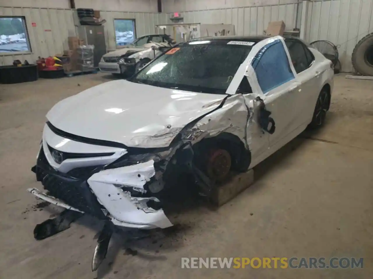 2 Photograph of a damaged car 4T1BZ1HK9KU022869 TOYOTA CAMRY 2019