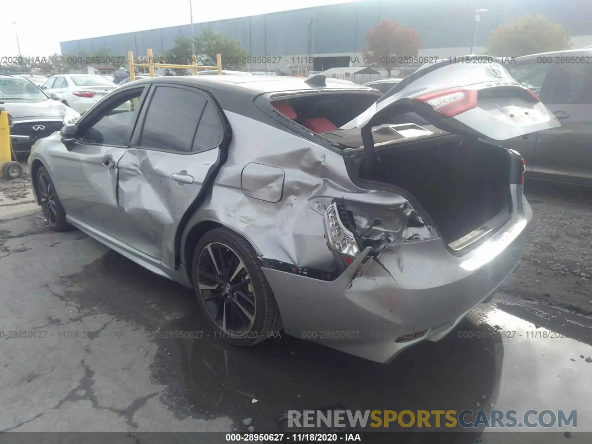 3 Photograph of a damaged car 4T1BZ1HK9KU023729 TOYOTA CAMRY 2019