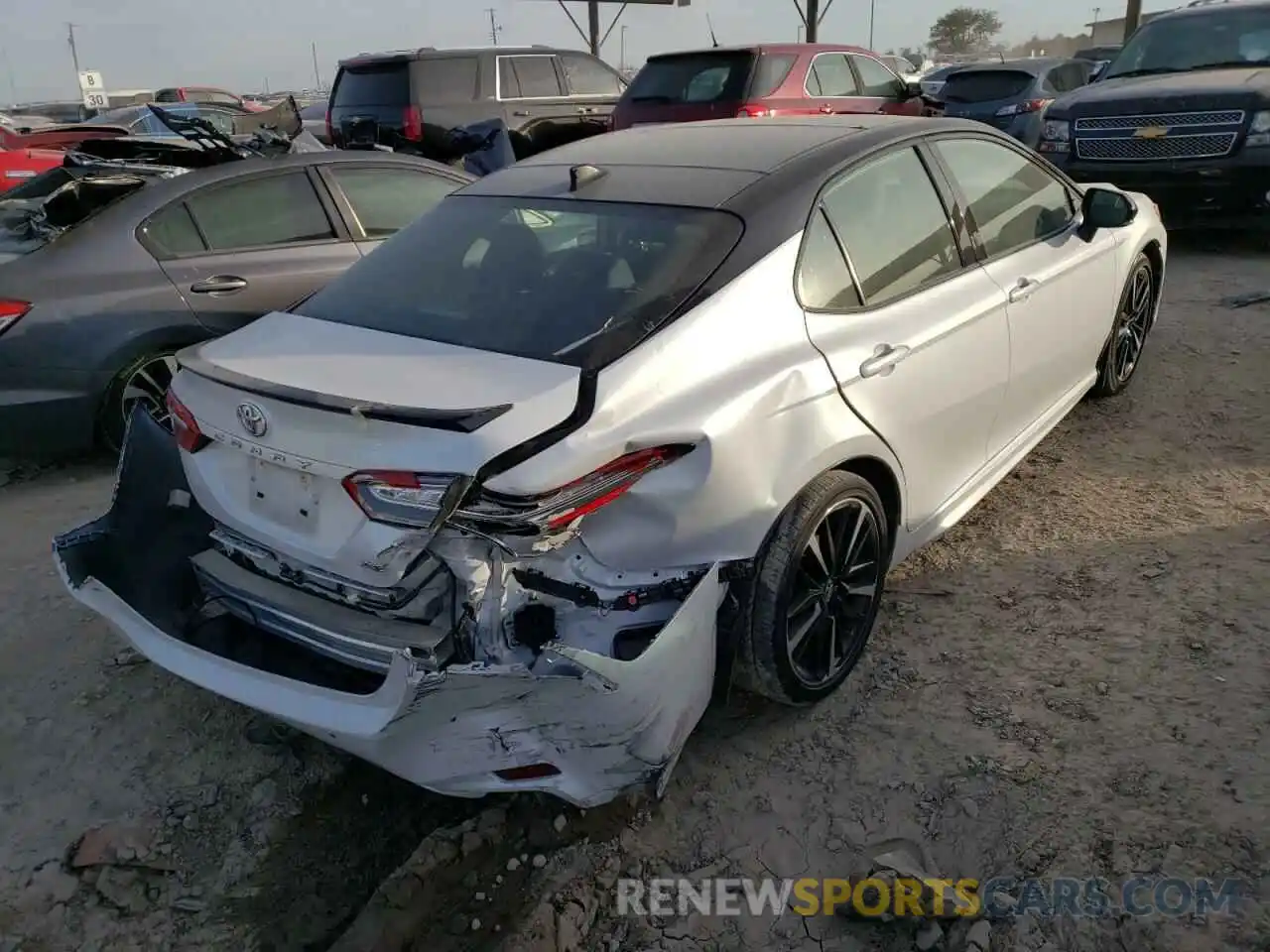 4 Photograph of a damaged car 4T1BZ1HK9KU024251 TOYOTA CAMRY 2019