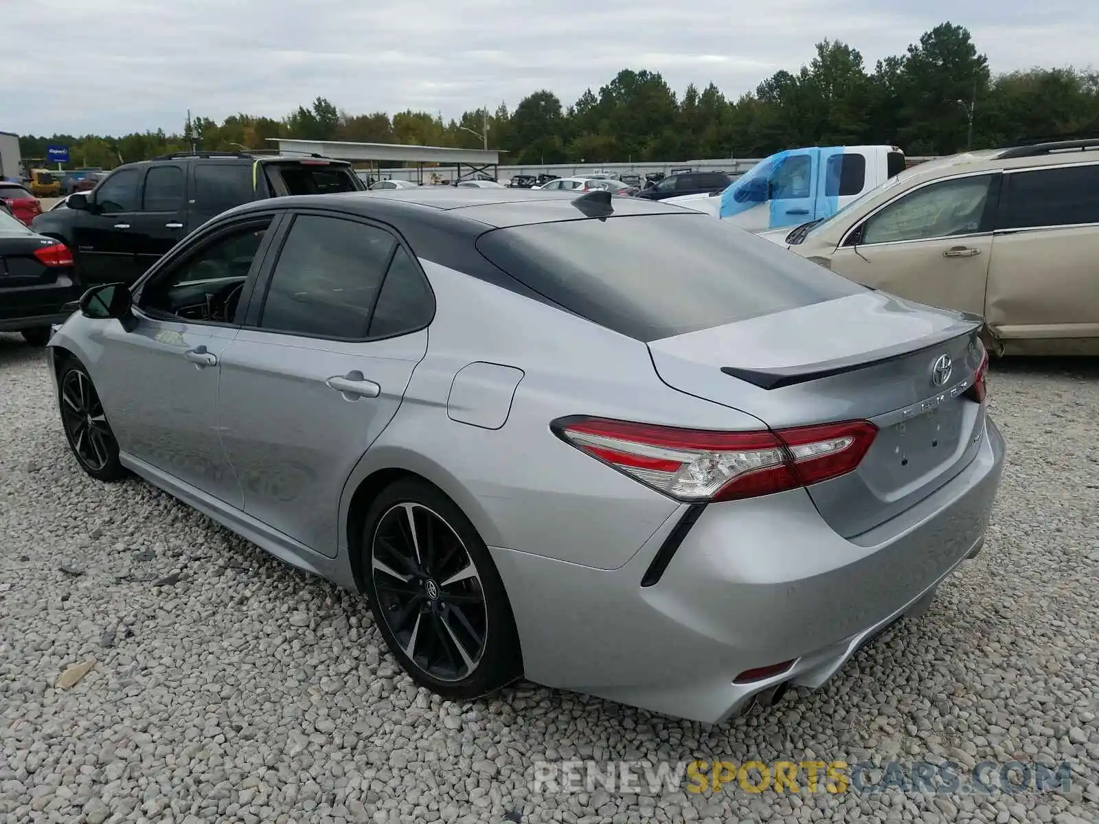 3 Photograph of a damaged car 4T1BZ1HK9KU024332 TOYOTA CAMRY 2019