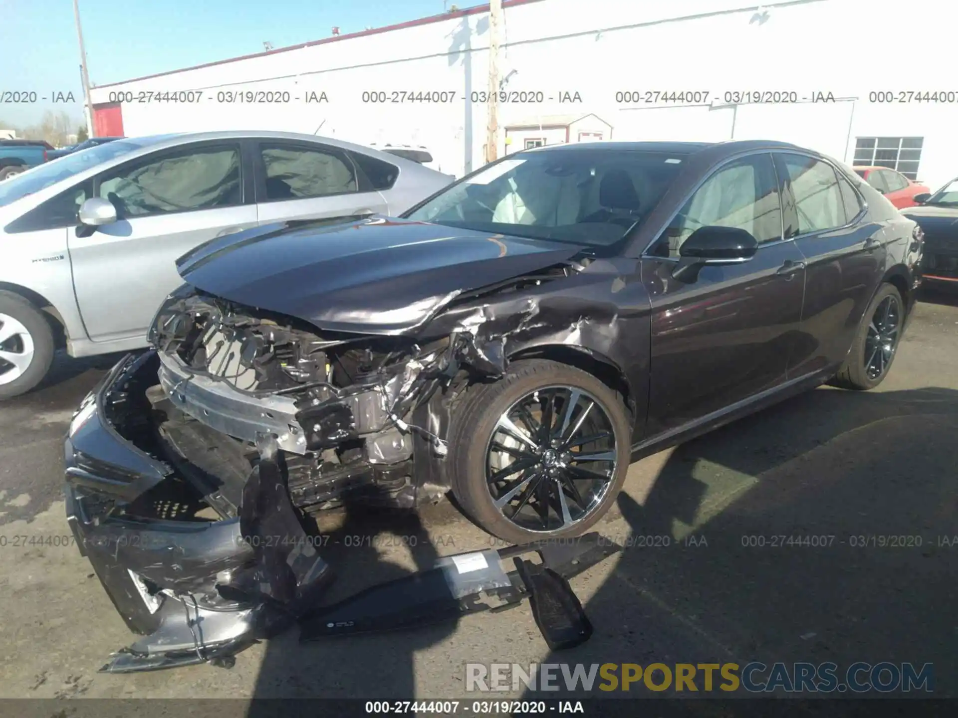 2 Photograph of a damaged car 4T1BZ1HK9KU024735 TOYOTA CAMRY 2019