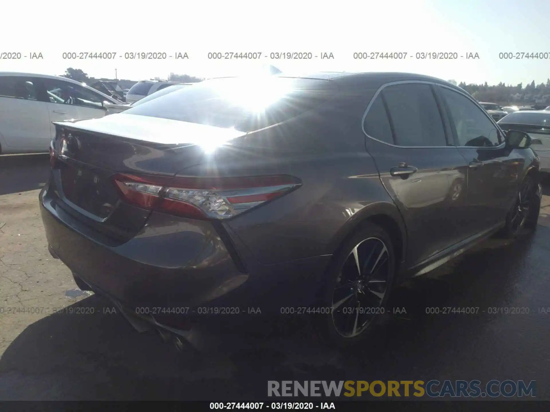 4 Photograph of a damaged car 4T1BZ1HK9KU024735 TOYOTA CAMRY 2019