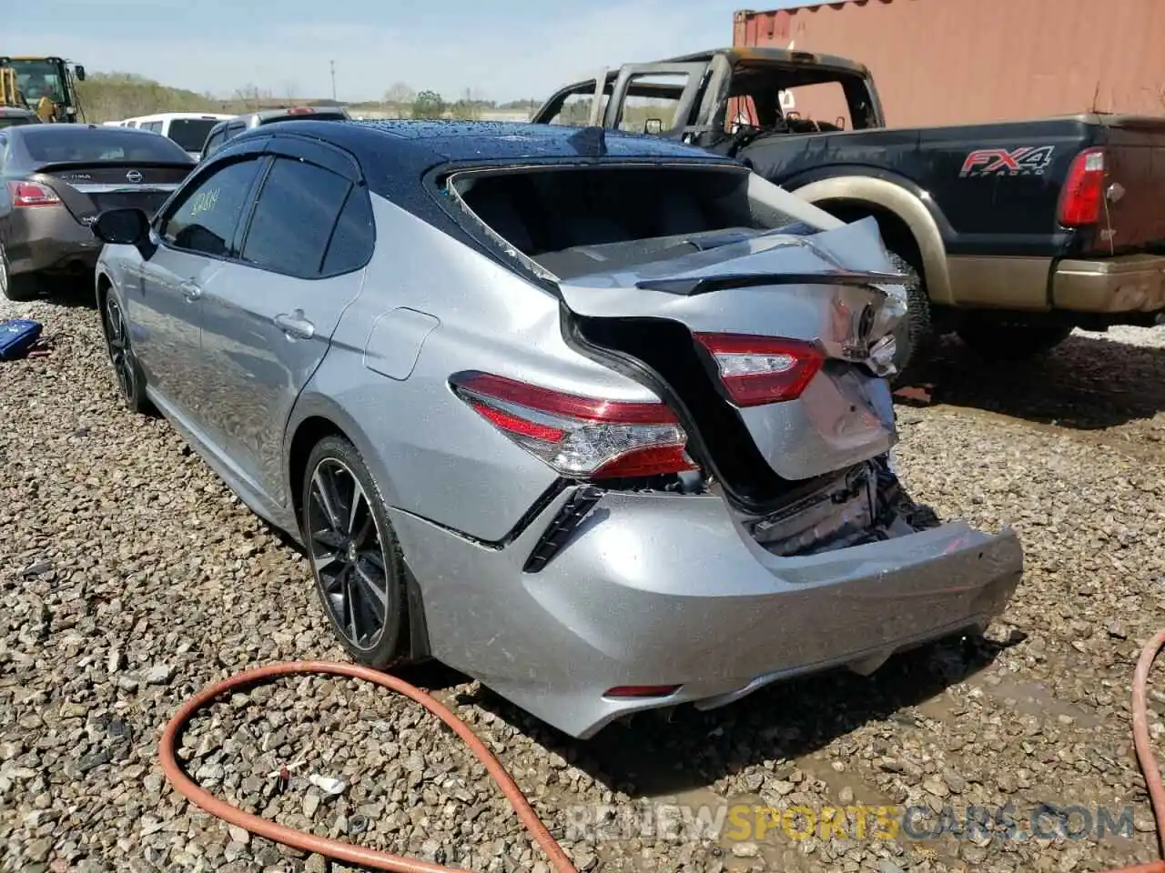 3 Photograph of a damaged car 4T1BZ1HK9KU026114 TOYOTA CAMRY 2019