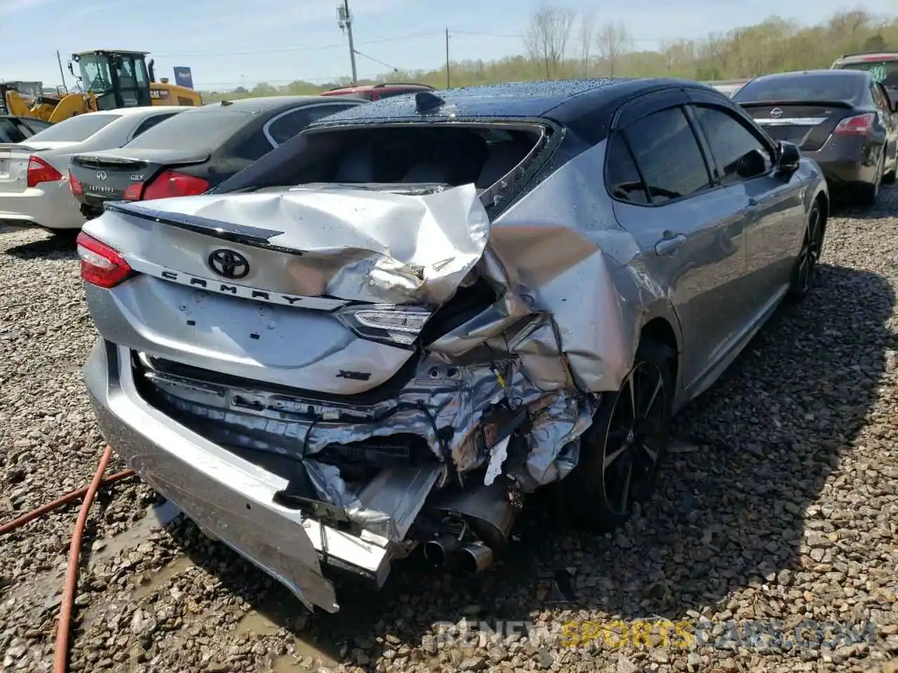 4 Photograph of a damaged car 4T1BZ1HK9KU026114 TOYOTA CAMRY 2019