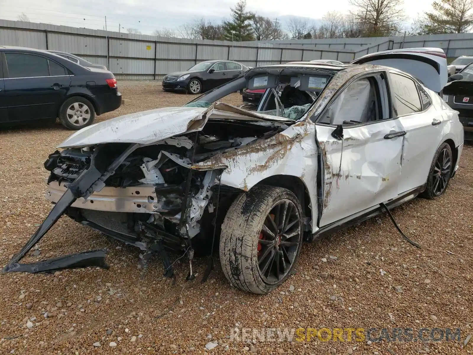 2 Photograph of a damaged car 4T1BZ1HK9KU027635 TOYOTA CAMRY 2019