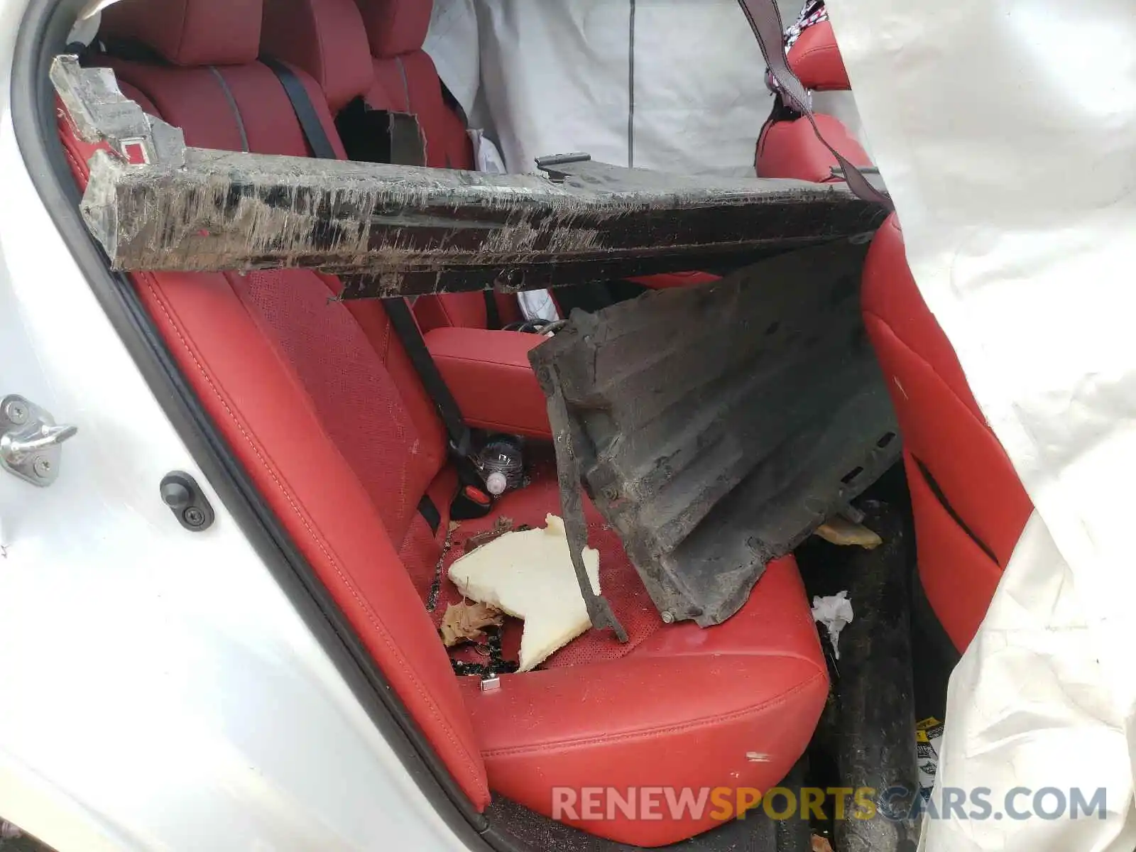 6 Photograph of a damaged car 4T1BZ1HK9KU027635 TOYOTA CAMRY 2019