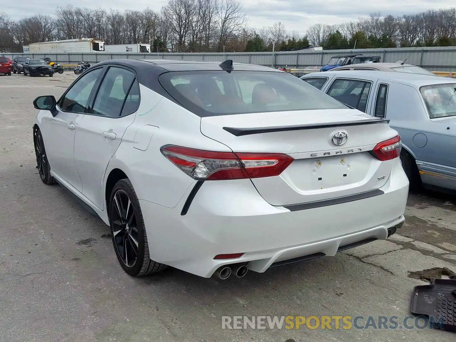 3 Photograph of a damaged car 4T1BZ1HK9KU027750 TOYOTA CAMRY 2019