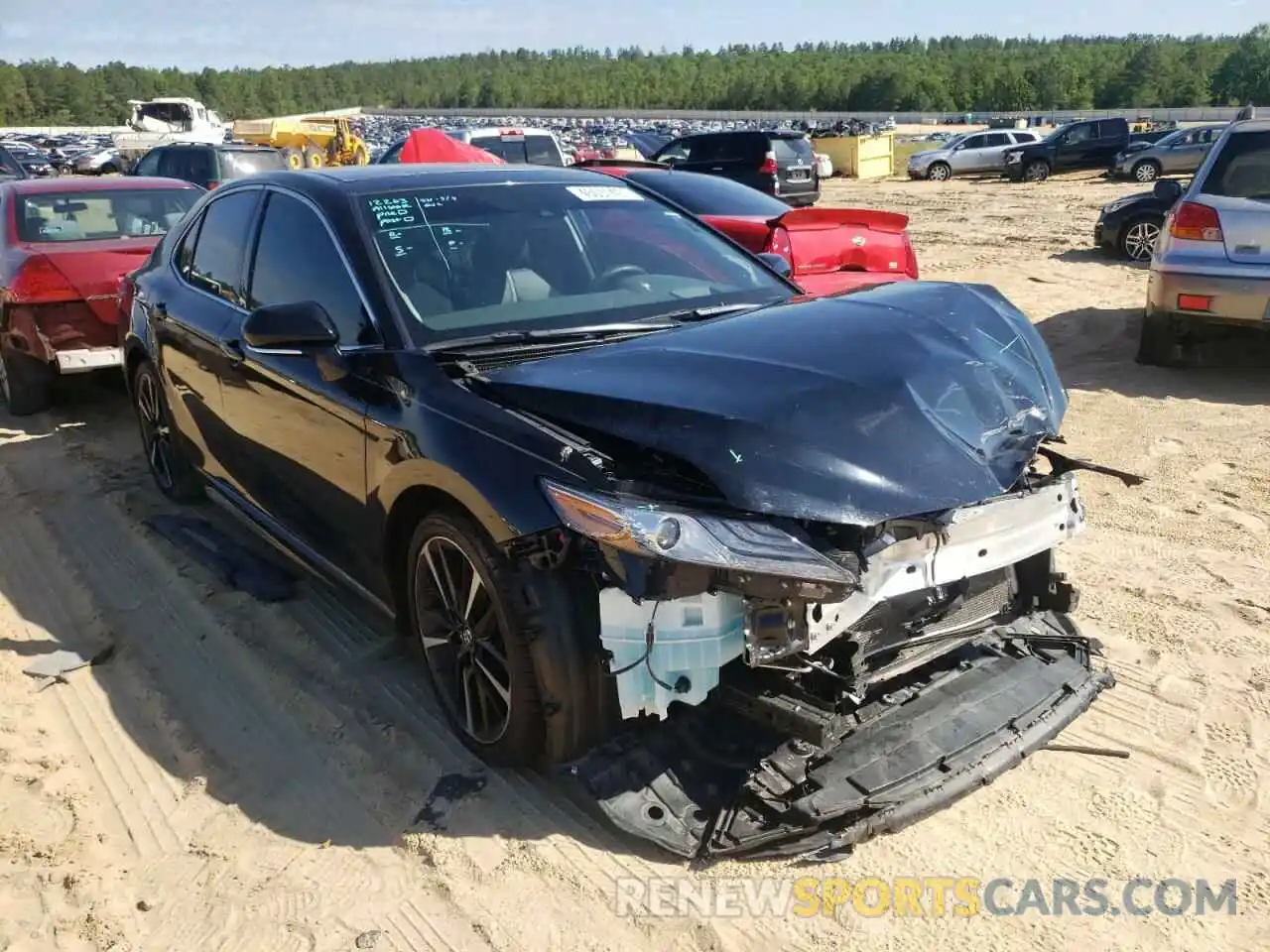 1 Photograph of a damaged car 4T1BZ1HK9KU028459 TOYOTA CAMRY 2019