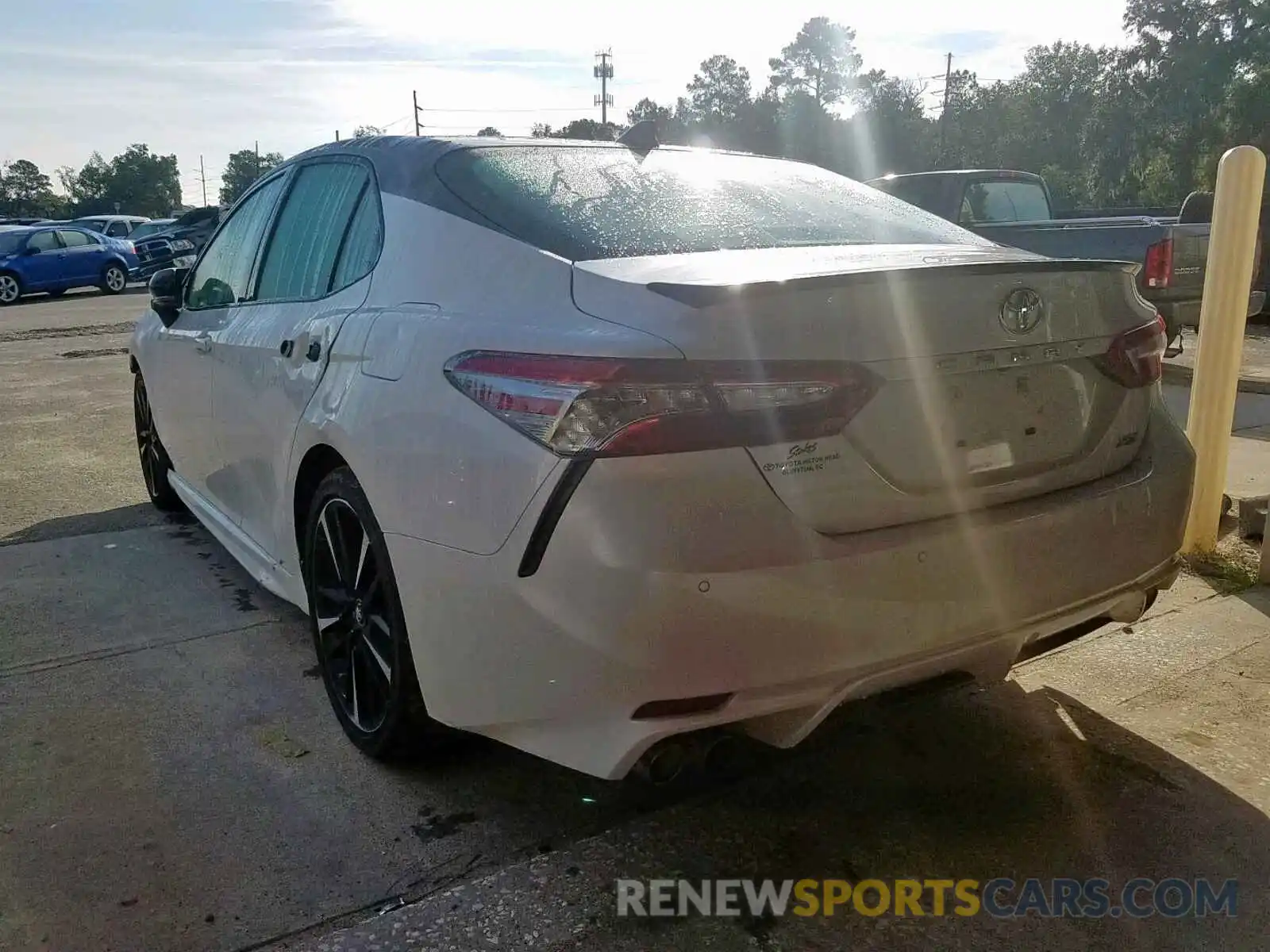 3 Photograph of a damaged car 4T1BZ1HK9KU029207 TOYOTA CAMRY 2019