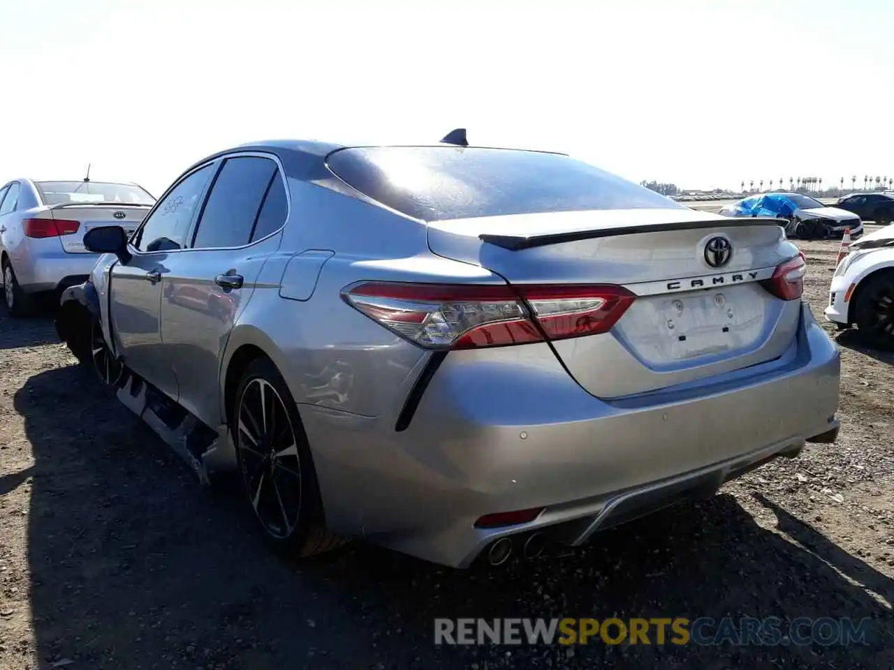 3 Photograph of a damaged car 4T1BZ1HK9KU030082 TOYOTA CAMRY 2019