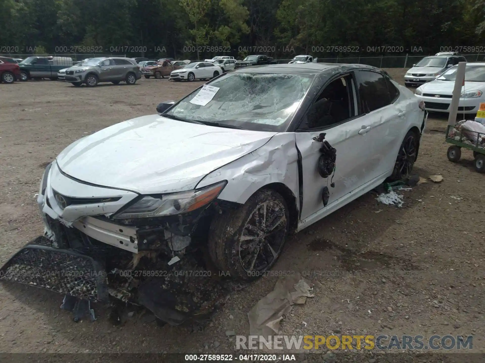 2 Фотография поврежденного автомобиля 4T1BZ1HK9KU031684 TOYOTA CAMRY 2019