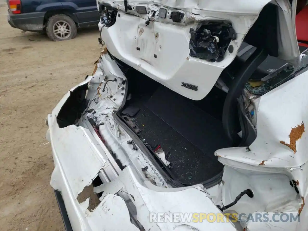 9 Photograph of a damaged car 4T1BZ1HK9KU031698 TOYOTA CAMRY 2019