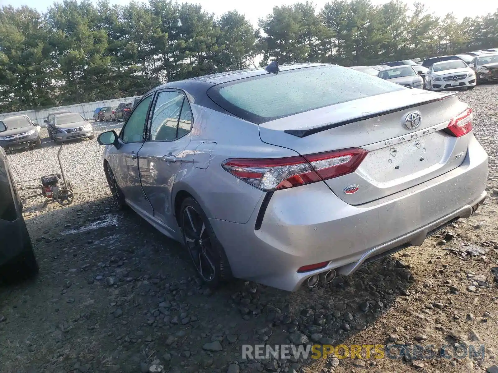 3 Photograph of a damaged car 4T1BZ1HK9KU031734 TOYOTA CAMRY 2019