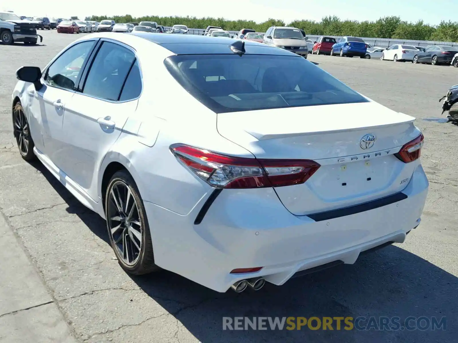 3 Photograph of a damaged car 4T1BZ1HK9KU507044 TOYOTA CAMRY 2019