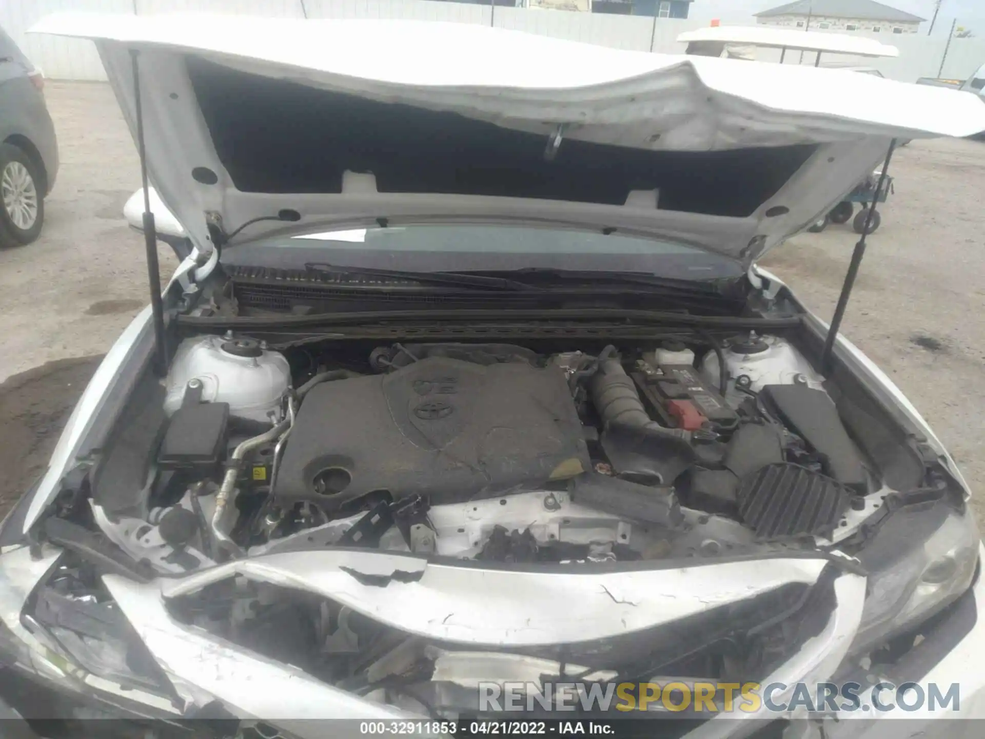 10 Photograph of a damaged car 4T1BZ1HK9KU508369 TOYOTA CAMRY 2019