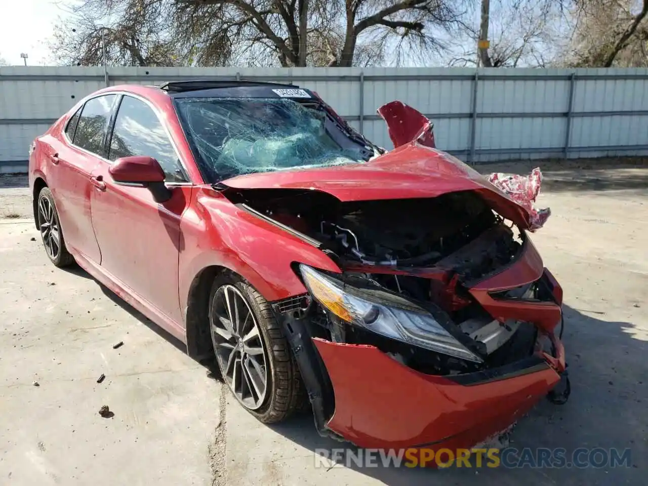 1 Photograph of a damaged car 4T1BZ1HKXKU022380 TOYOTA CAMRY 2019