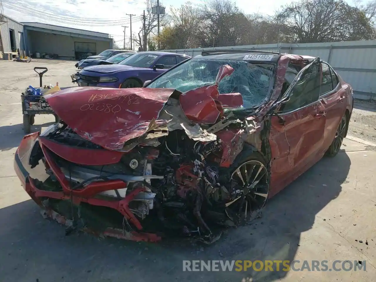 2 Photograph of a damaged car 4T1BZ1HKXKU022380 TOYOTA CAMRY 2019