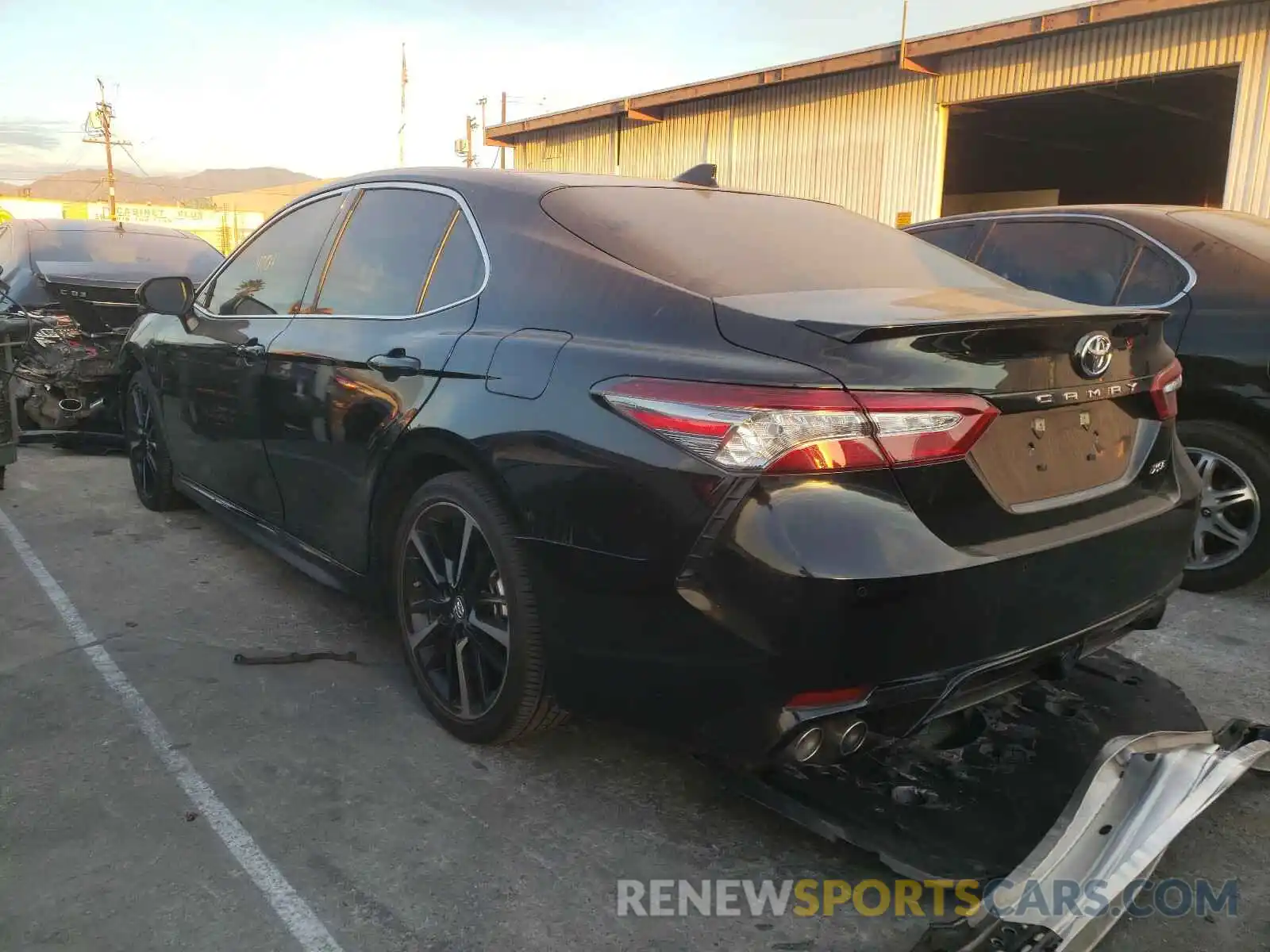 3 Photograph of a damaged car 4T1BZ1HKXKU022475 TOYOTA CAMRY 2019