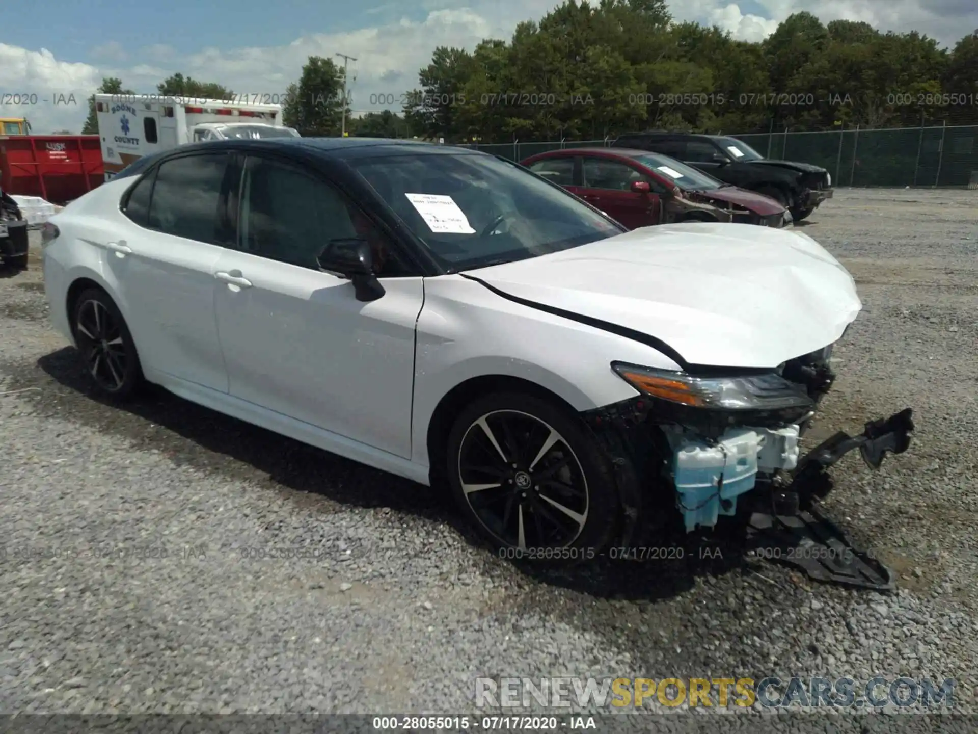 1 Photograph of a damaged car 4T1BZ1HKXKU022895 TOYOTA CAMRY 2019