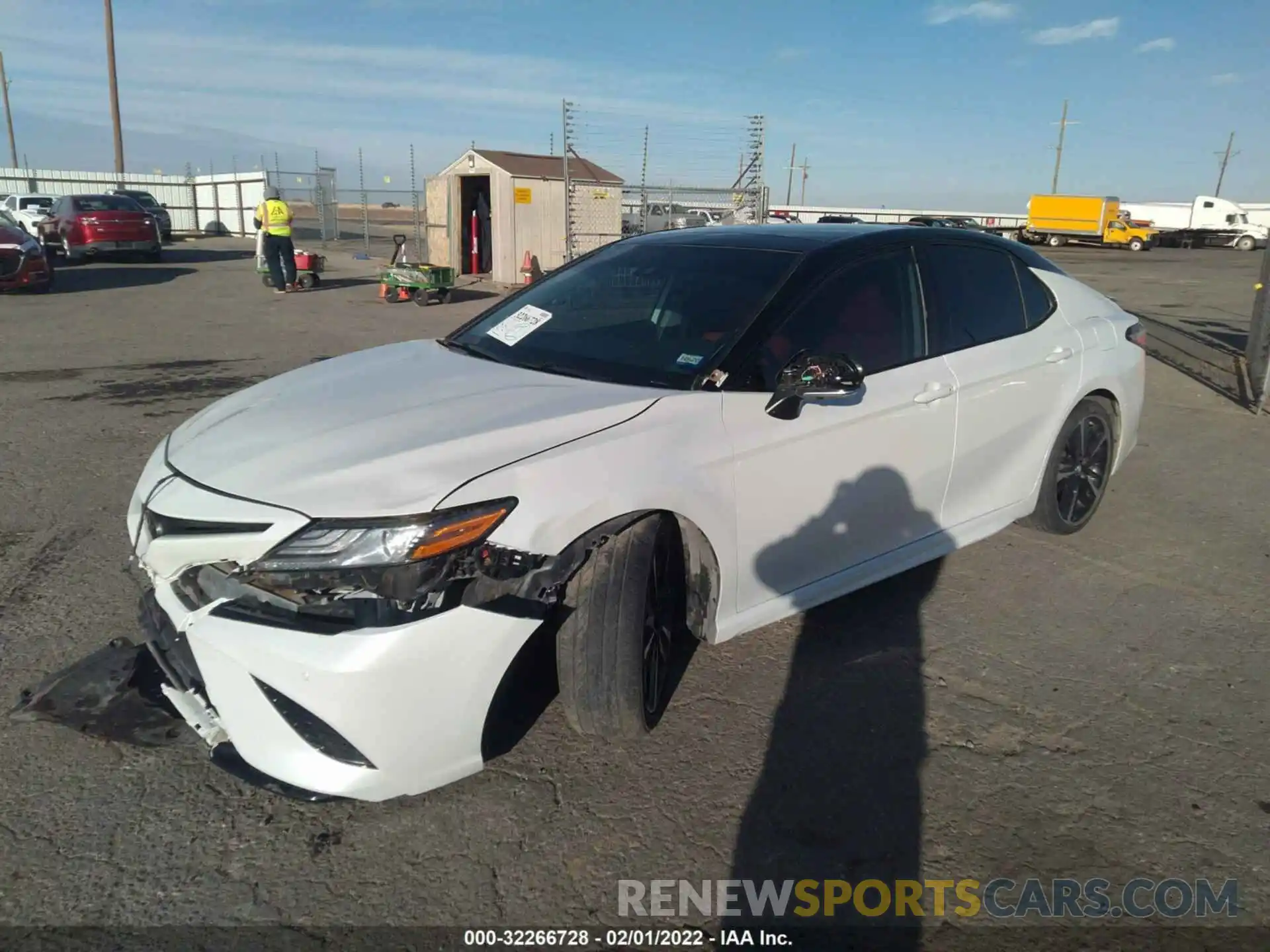 2 Фотография поврежденного автомобиля 4T1BZ1HKXKU022928 TOYOTA CAMRY 2019