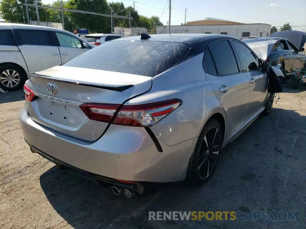 4 Photograph of a damaged car 4T1BZ1HKXKU023206 TOYOTA CAMRY 2019