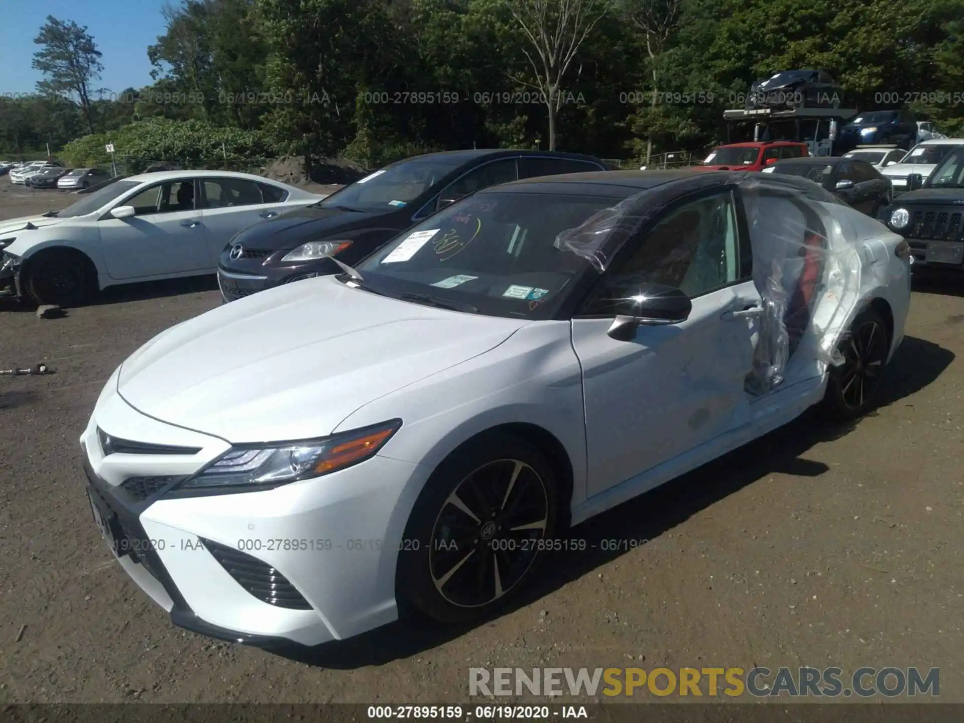 2 Photograph of a damaged car 4T1BZ1HKXKU023609 TOYOTA CAMRY 2019