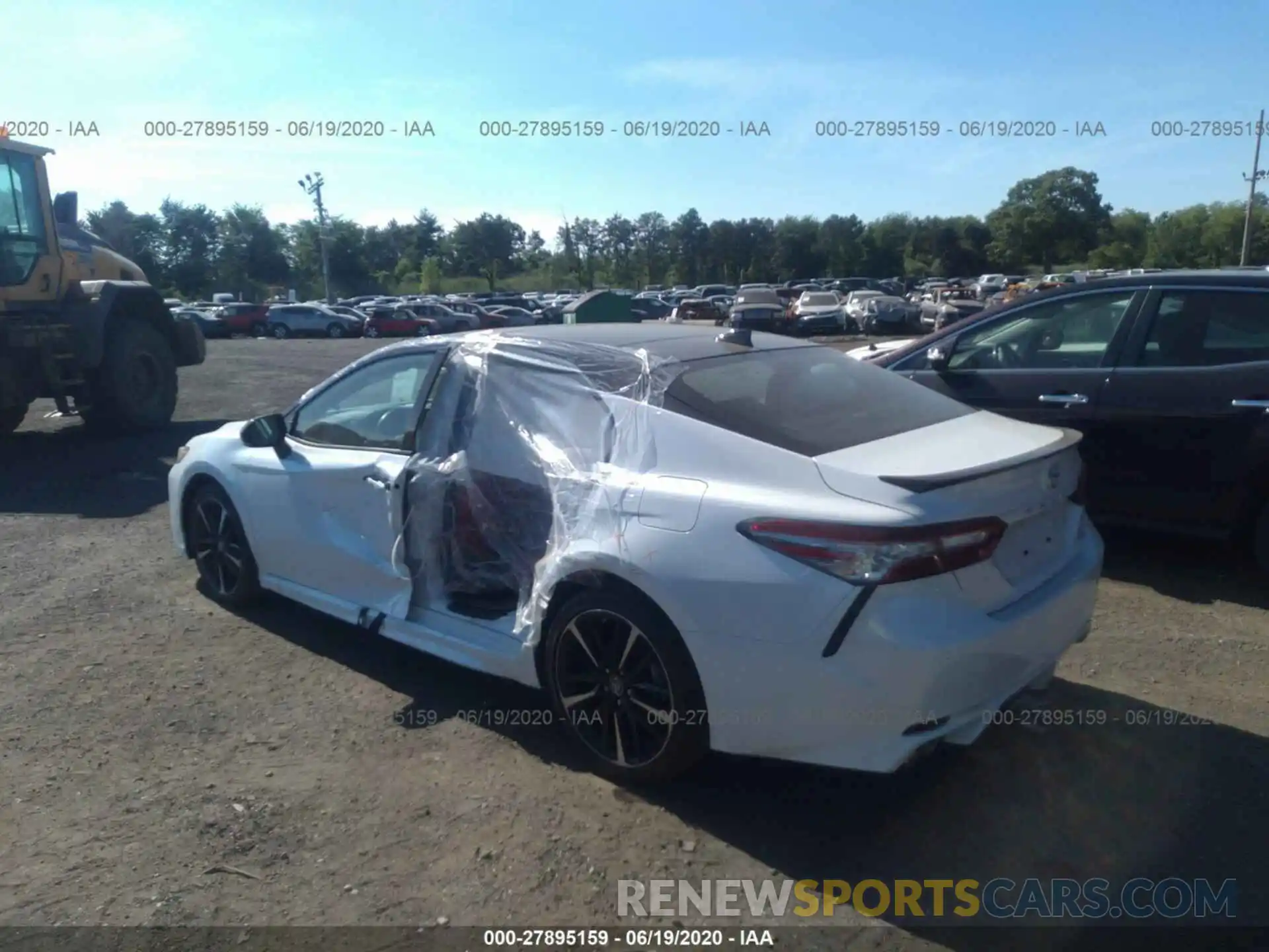 3 Photograph of a damaged car 4T1BZ1HKXKU023609 TOYOTA CAMRY 2019