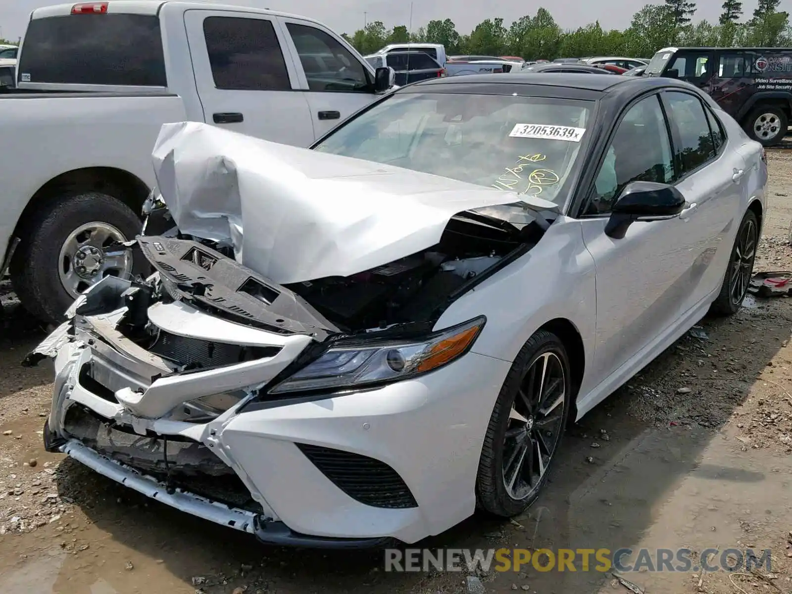 2 Photograph of a damaged car 4T1BZ1HKXKU023920 TOYOTA CAMRY 2019