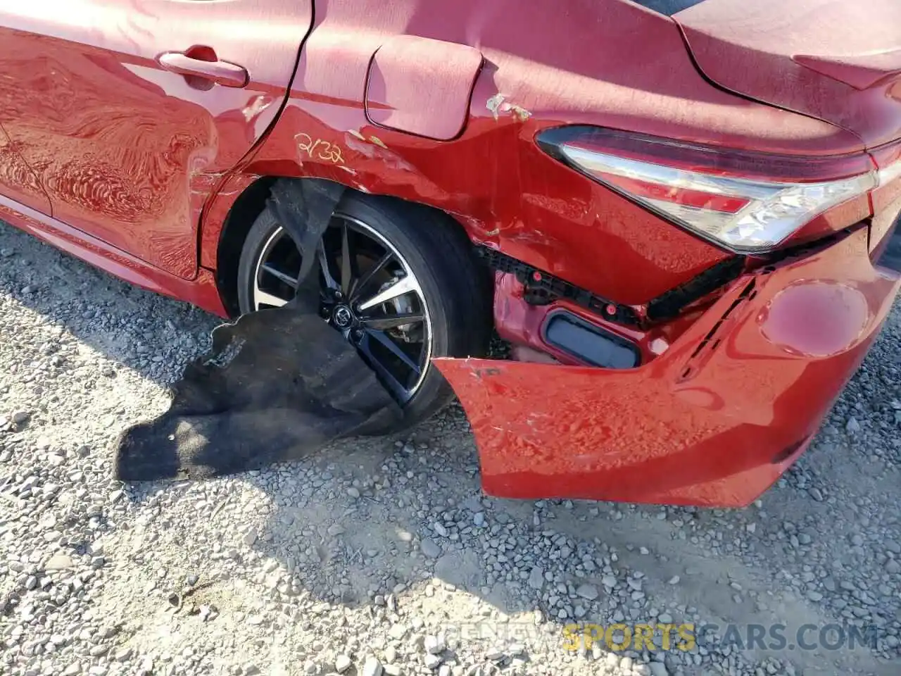 9 Photograph of a damaged car 4T1BZ1HKXKU026297 TOYOTA CAMRY 2019