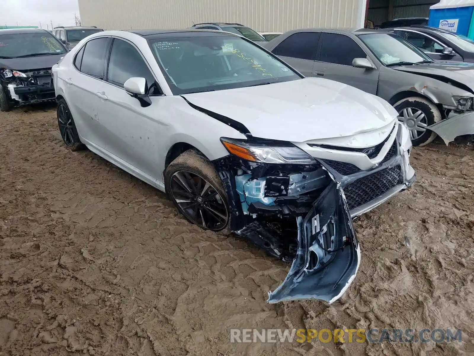 1 Photograph of a damaged car 4T1BZ1HKXKU027806 TOYOTA CAMRY 2019