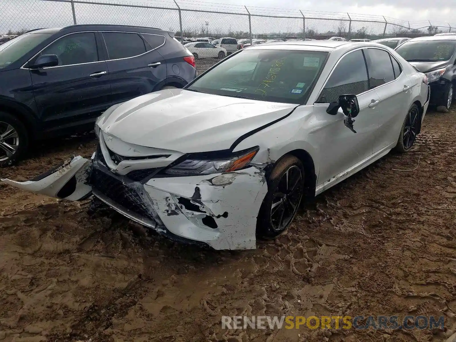 2 Photograph of a damaged car 4T1BZ1HKXKU027806 TOYOTA CAMRY 2019