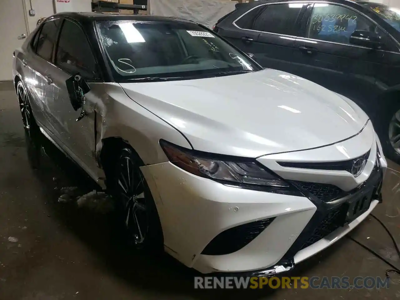 1 Photograph of a damaged car 4T1BZ1HKXKU028826 TOYOTA CAMRY 2019