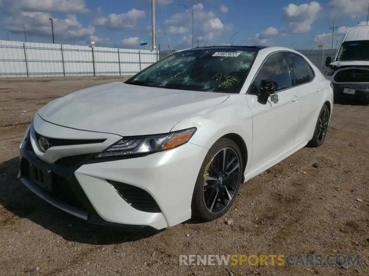 2 Photograph of a damaged car 4T1BZ1HKXKU029894 TOYOTA CAMRY 2019