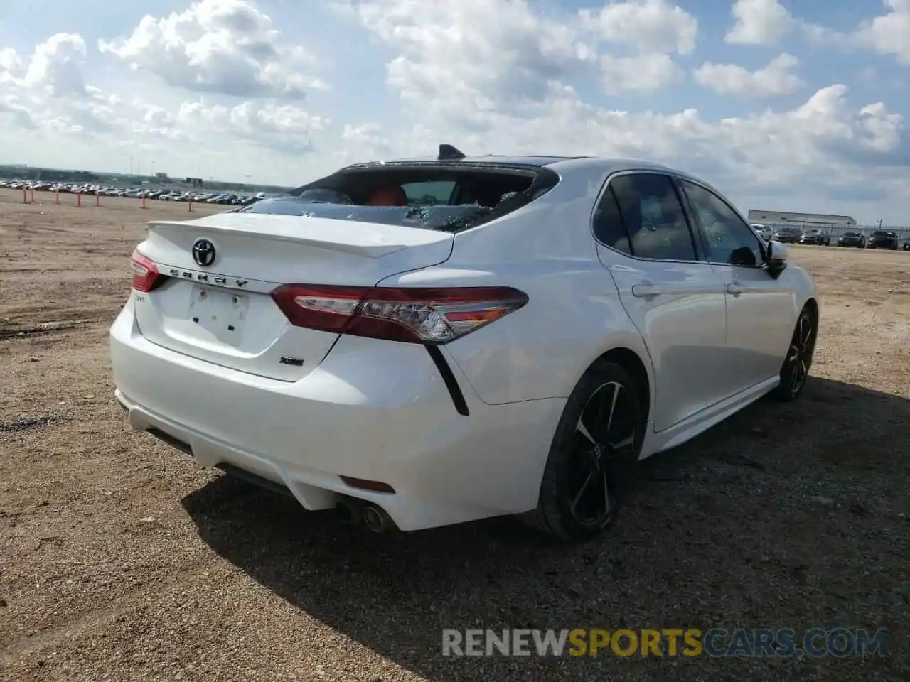 4 Photograph of a damaged car 4T1BZ1HKXKU029894 TOYOTA CAMRY 2019