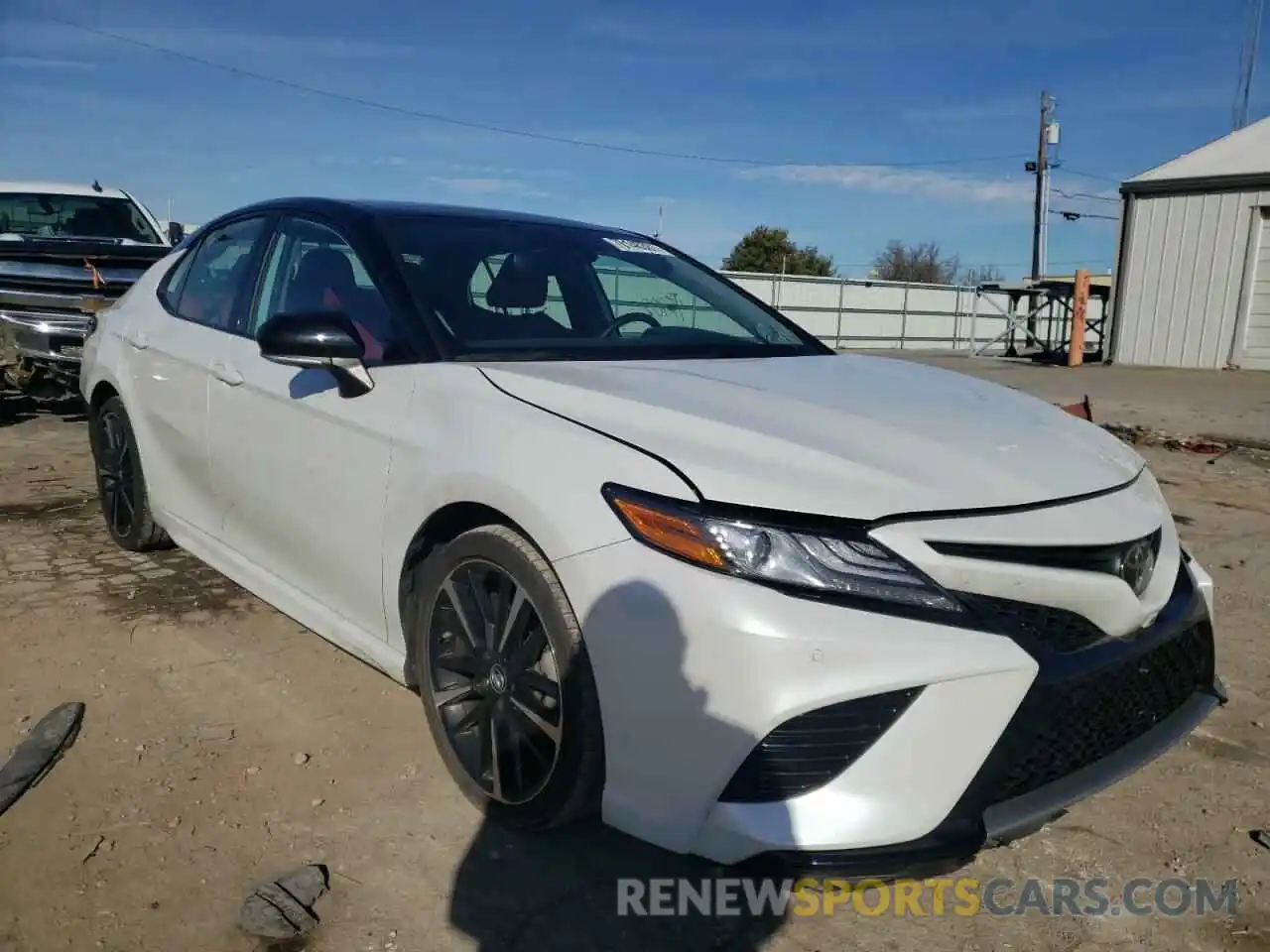 1 Photograph of a damaged car 4T1BZ1HKXKU031628 TOYOTA CAMRY 2019