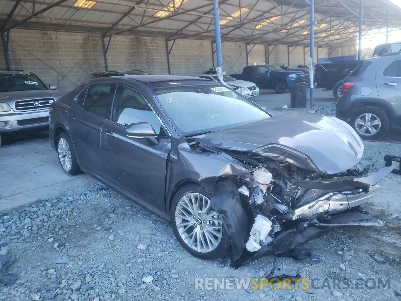 1 Photograph of a damaged car 4T1BZ1HKXKU507506 TOYOTA CAMRY 2019