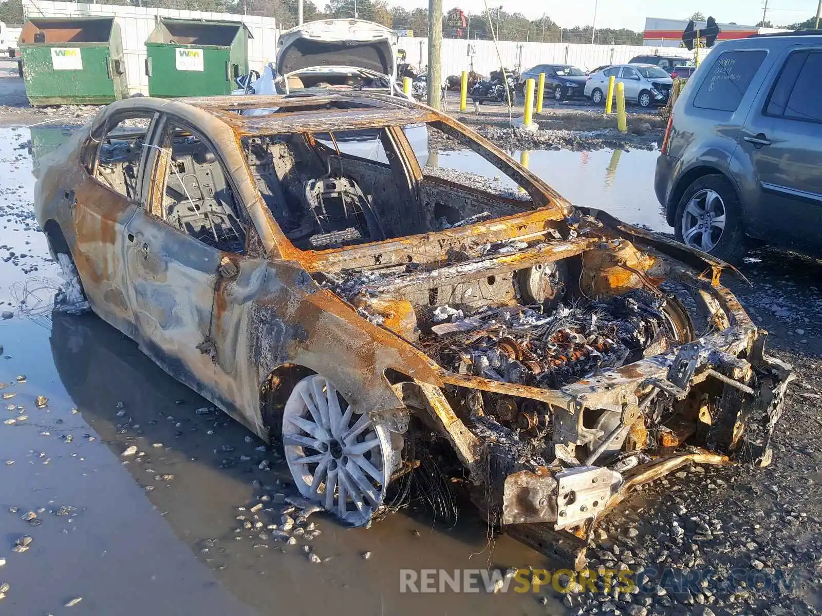 1 Photograph of a damaged car 4T1BZ1HKXKU509305 TOYOTA CAMRY 2019