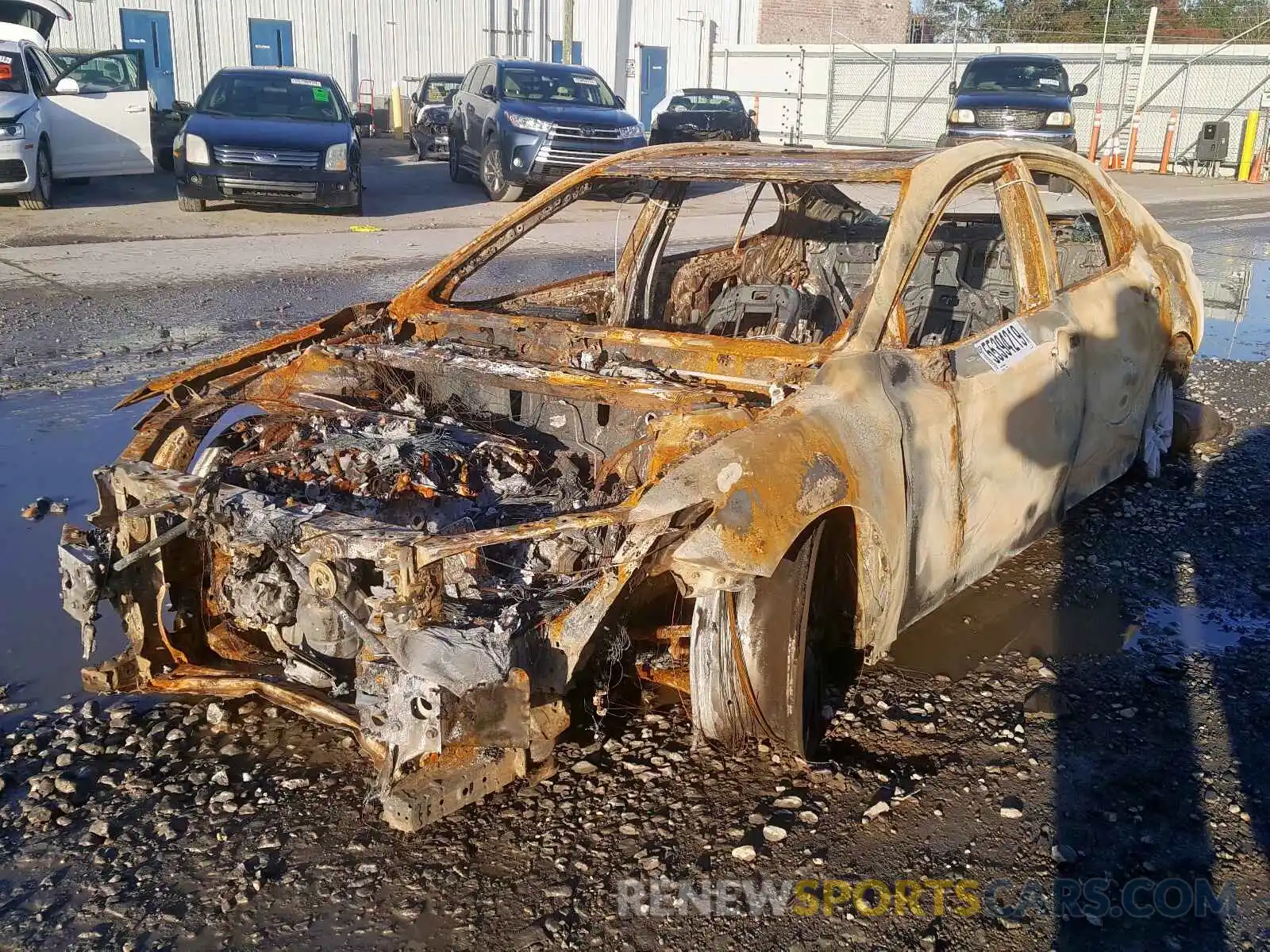 2 Photograph of a damaged car 4T1BZ1HKXKU509305 TOYOTA CAMRY 2019