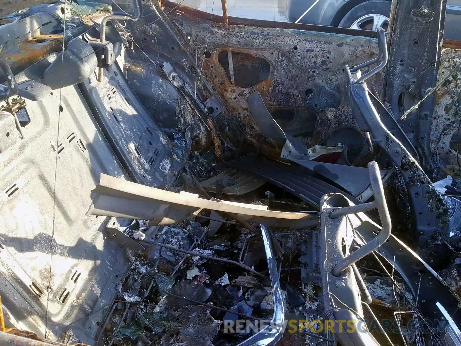 6 Photograph of a damaged car 4T1BZ1HKXKU509305 TOYOTA CAMRY 2019