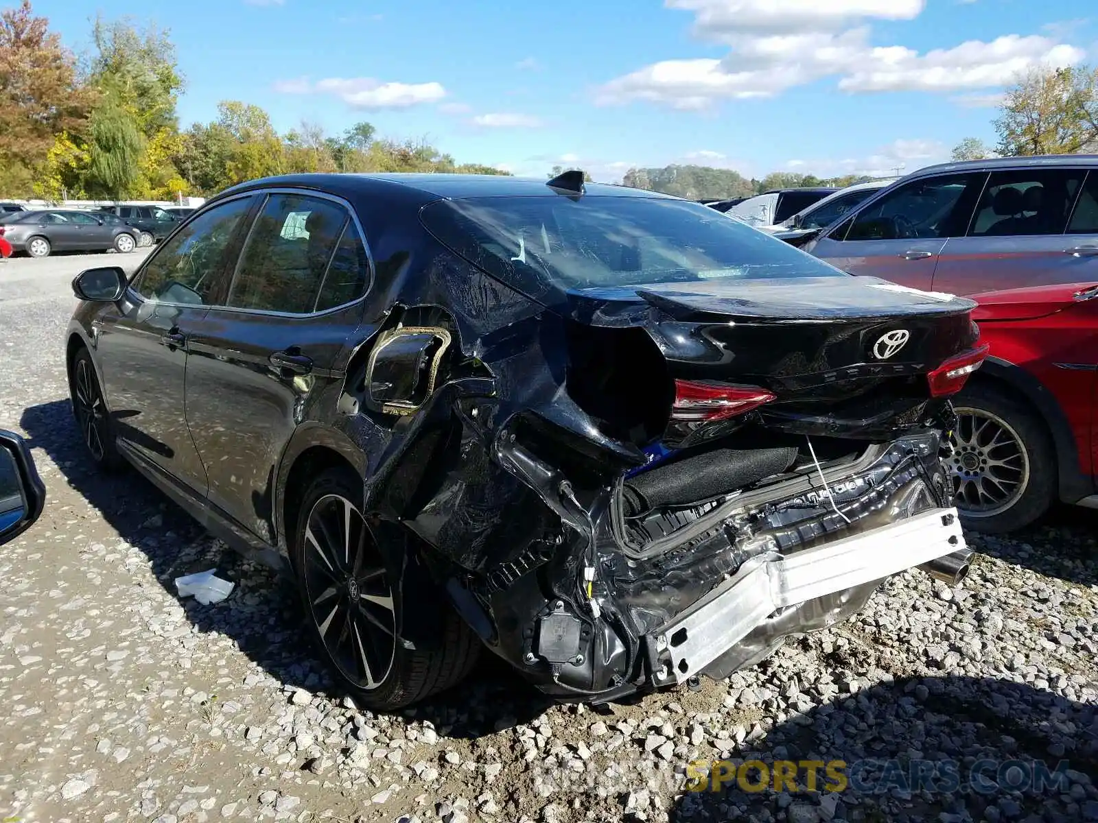 3 Photograph of a damaged car 4T1BZ1HKXKU509336 TOYOTA CAMRY 2019